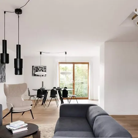 180 Square Meters Kings Garden Doublex W Balcony *